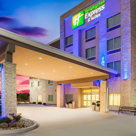 Holiday Inn Express & Suites Litchfield By Ihg Esterno foto