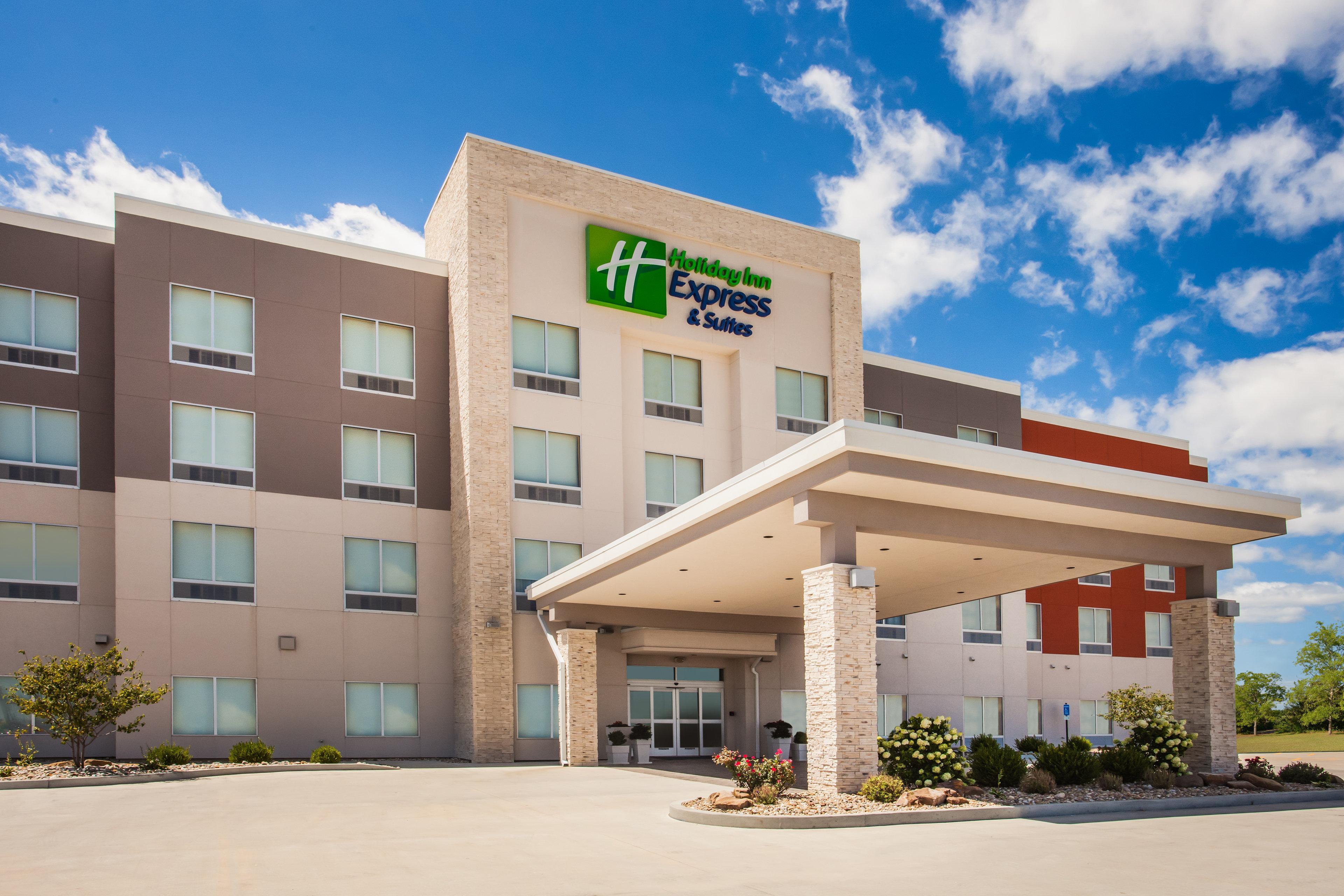 Holiday Inn Express & Suites Litchfield By Ihg Esterno foto