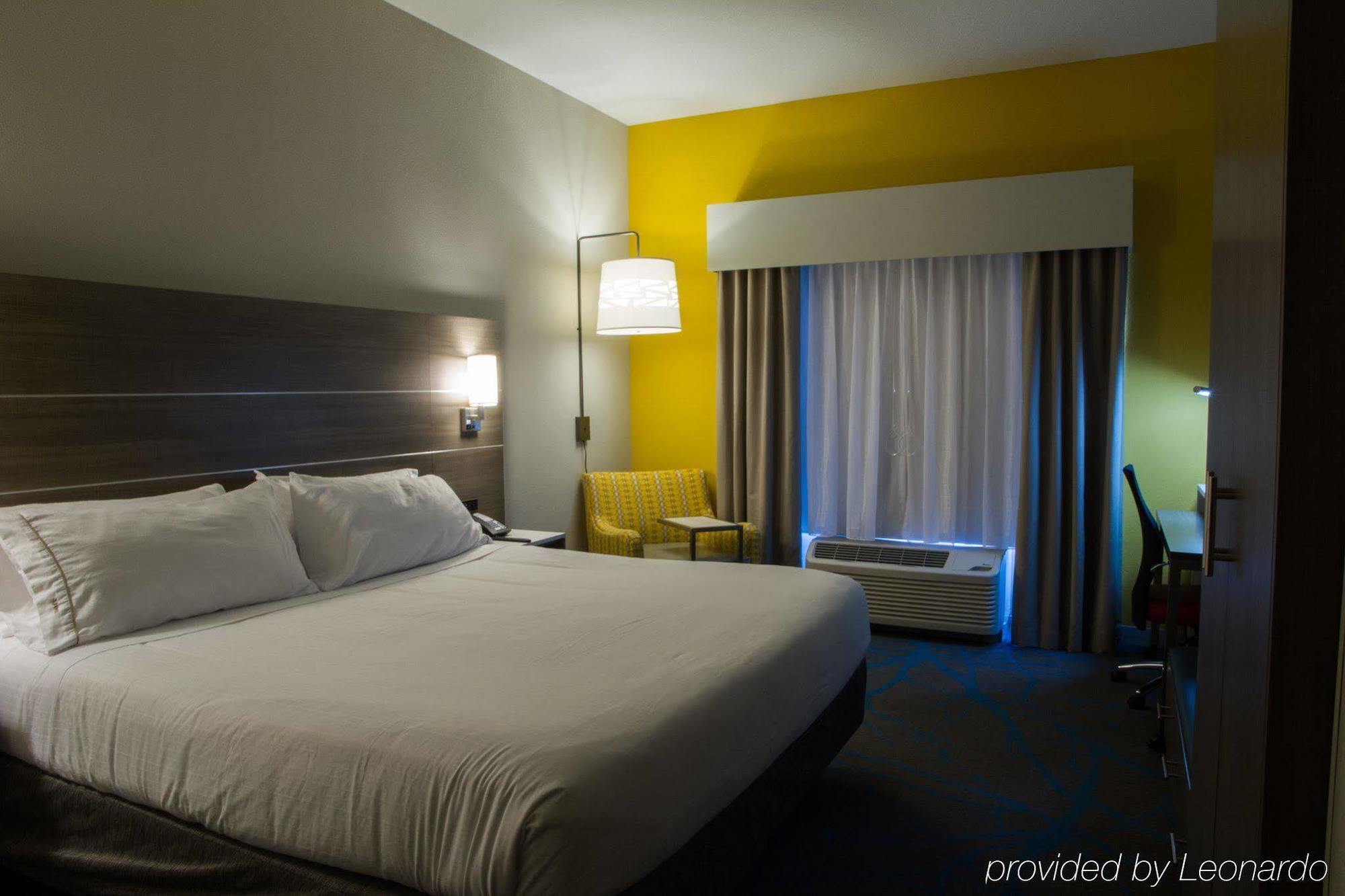 Holiday Inn Express & Suites Litchfield By Ihg Esterno foto