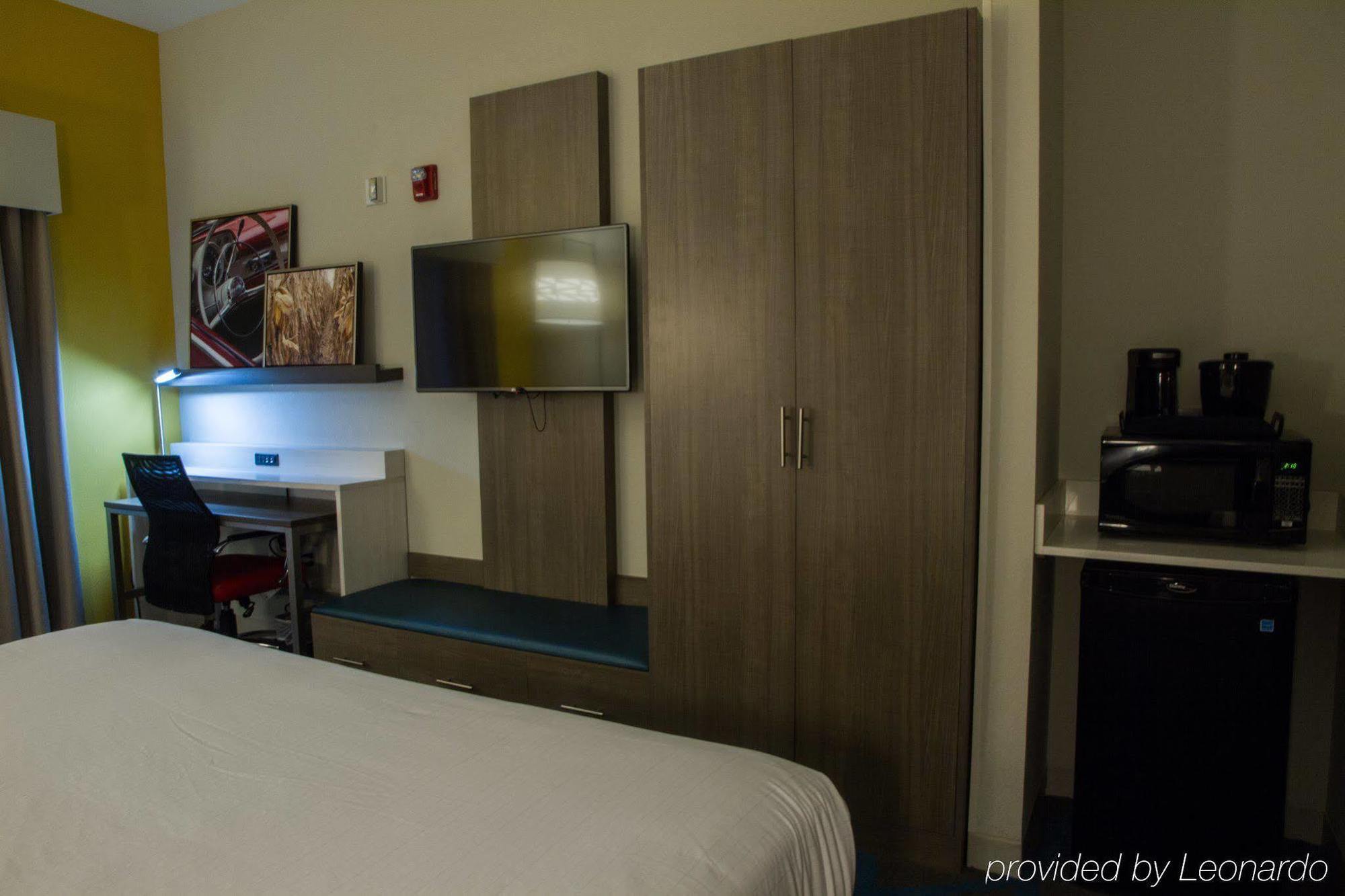 Holiday Inn Express & Suites Litchfield By Ihg Esterno foto