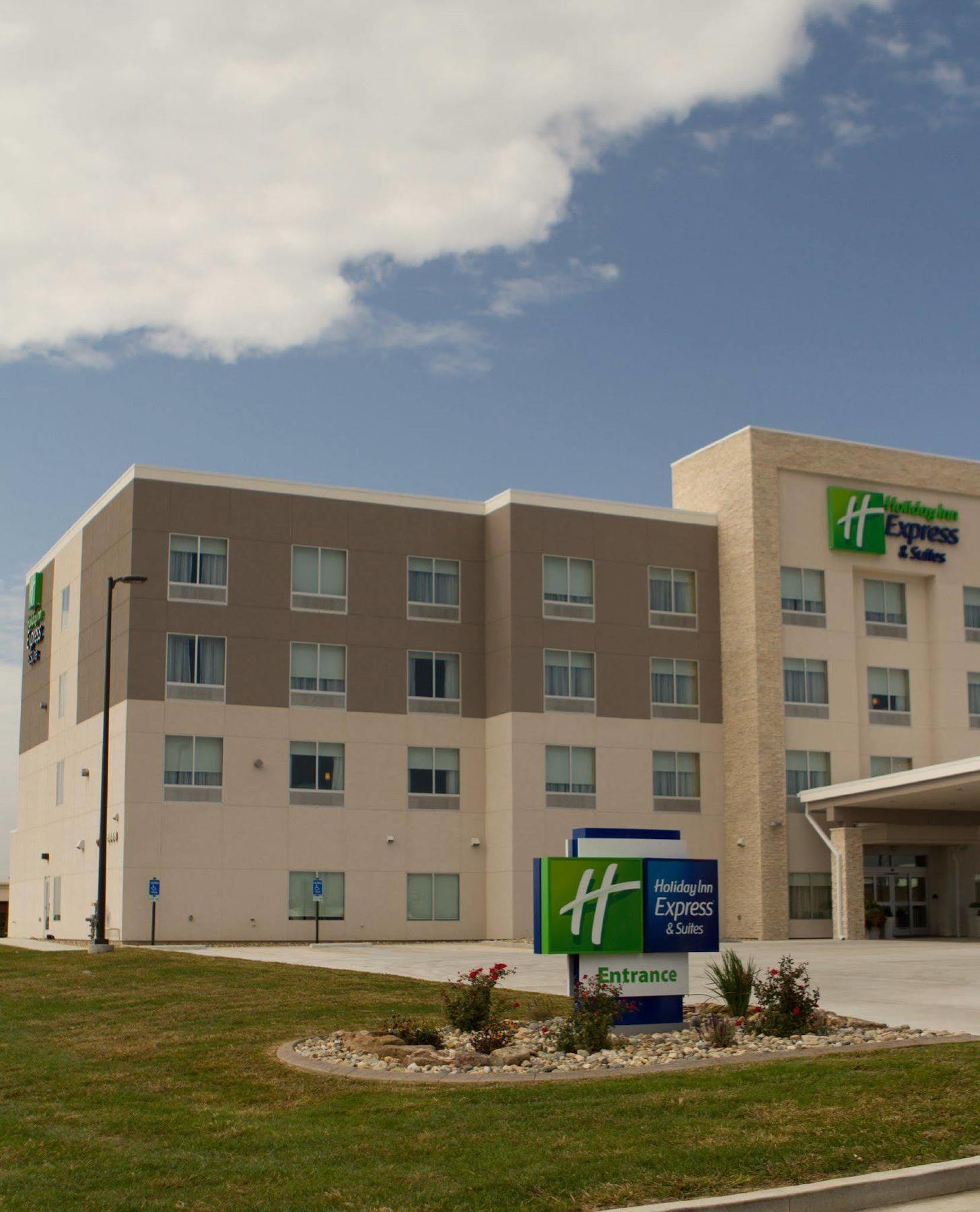 Holiday Inn Express & Suites Litchfield By Ihg Esterno foto