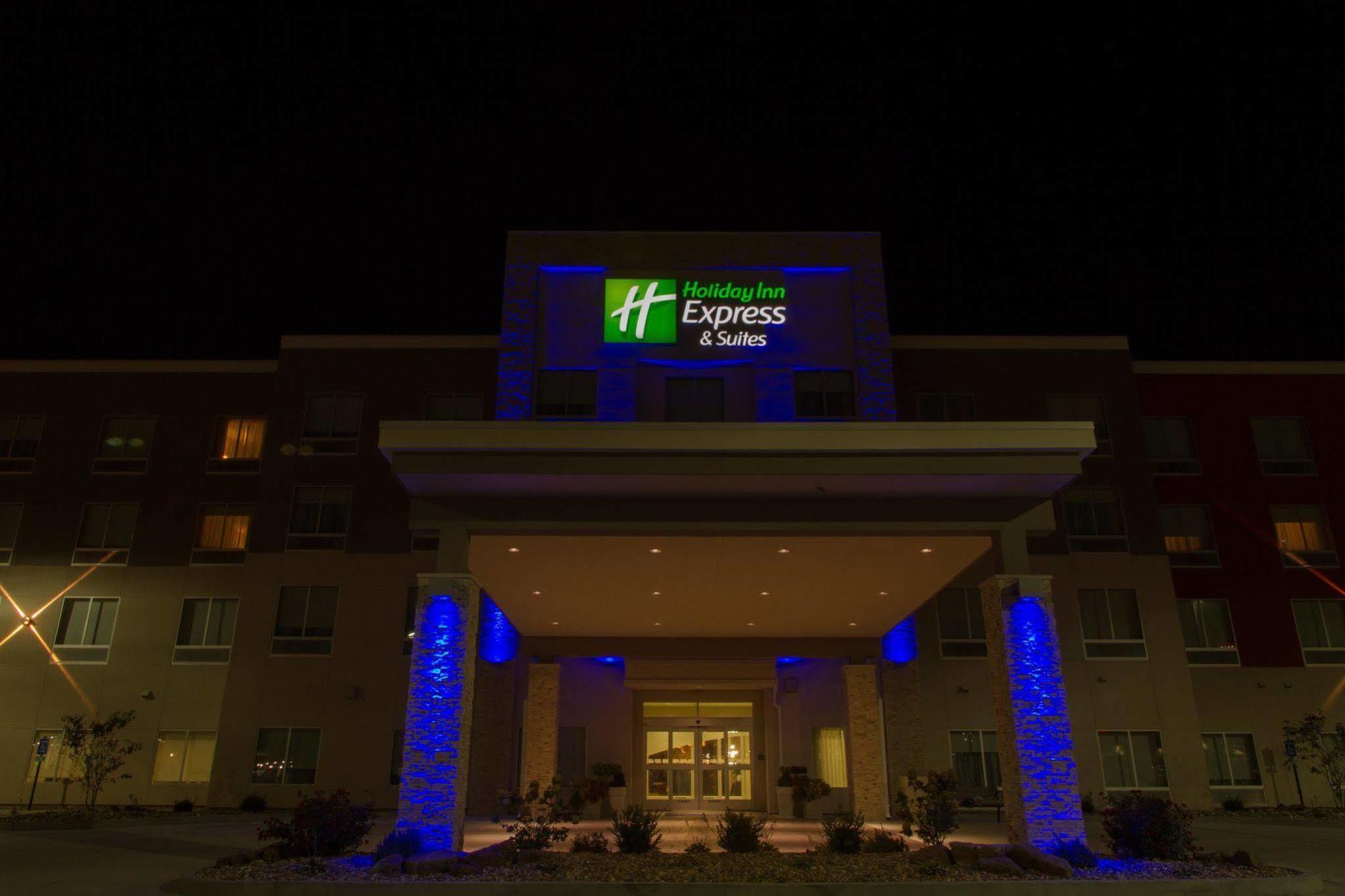 Holiday Inn Express & Suites Litchfield By Ihg Esterno foto