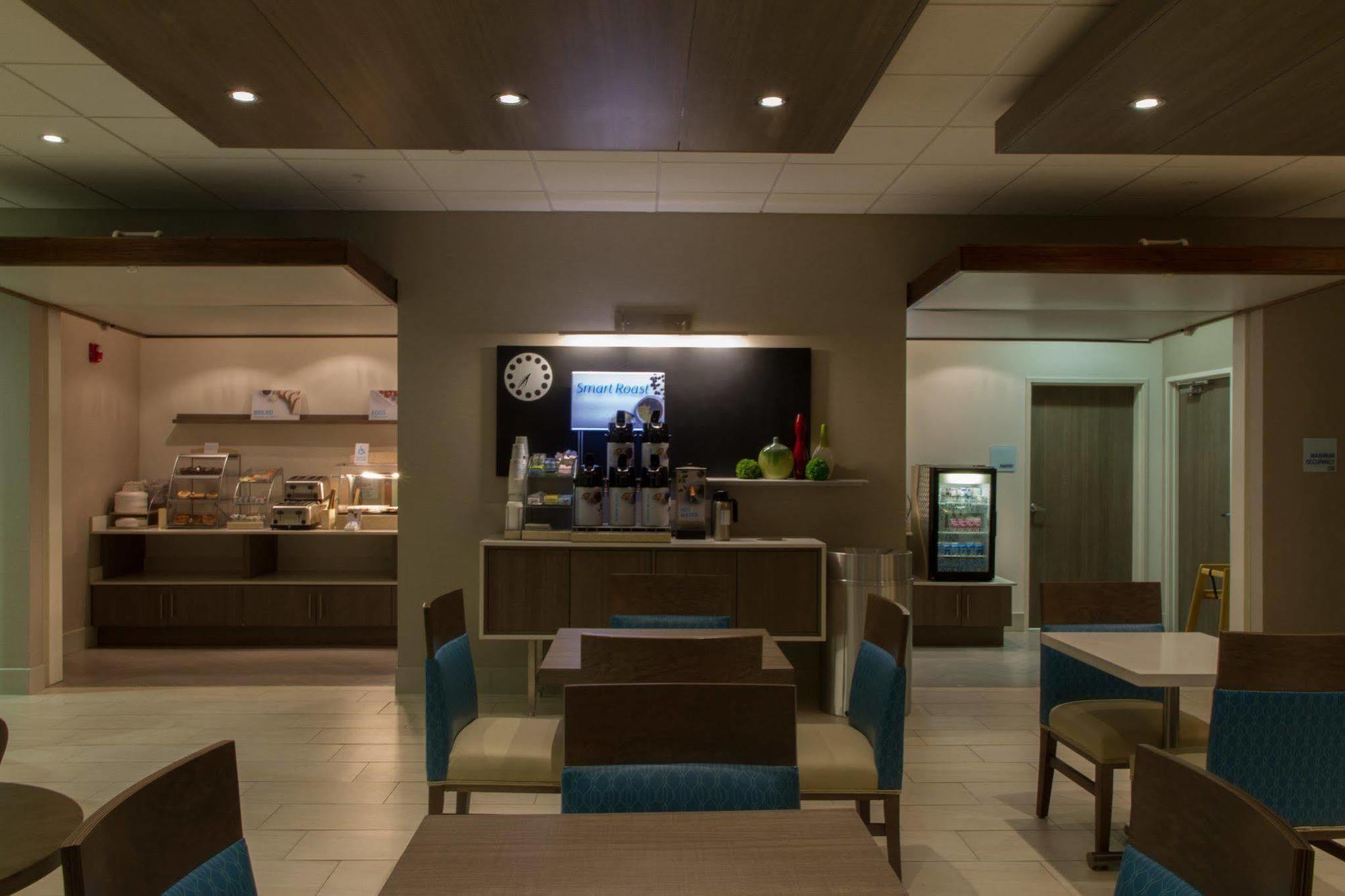 Holiday Inn Express & Suites Litchfield By Ihg Esterno foto