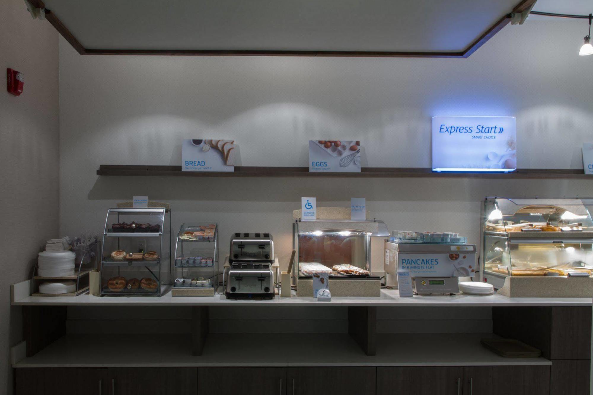 Holiday Inn Express & Suites Litchfield By Ihg Esterno foto